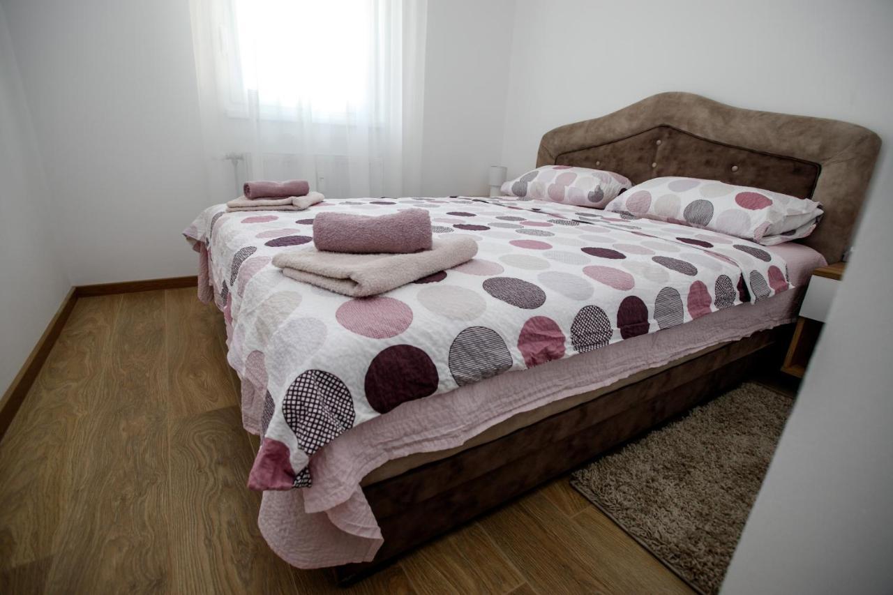 Apartman Minja ซูโบติกา ภายนอก รูปภาพ